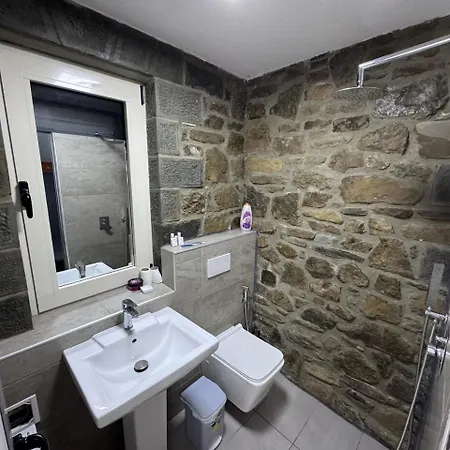 Gallery - & Dardhe (Korce)