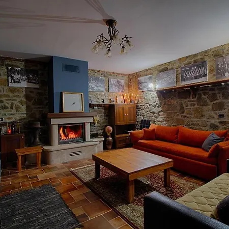 Gallery - & Dardhe (Korce)