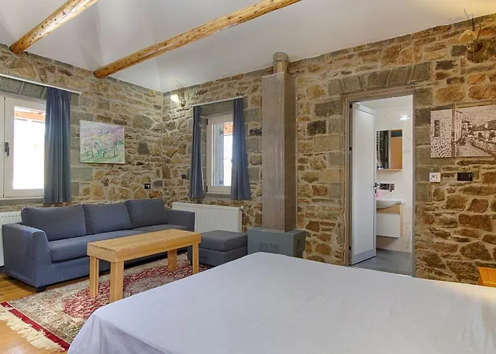 Country house Gallery - & Dardhe (Korce)