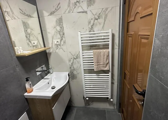 Gallery - & Dardhe (Korce)